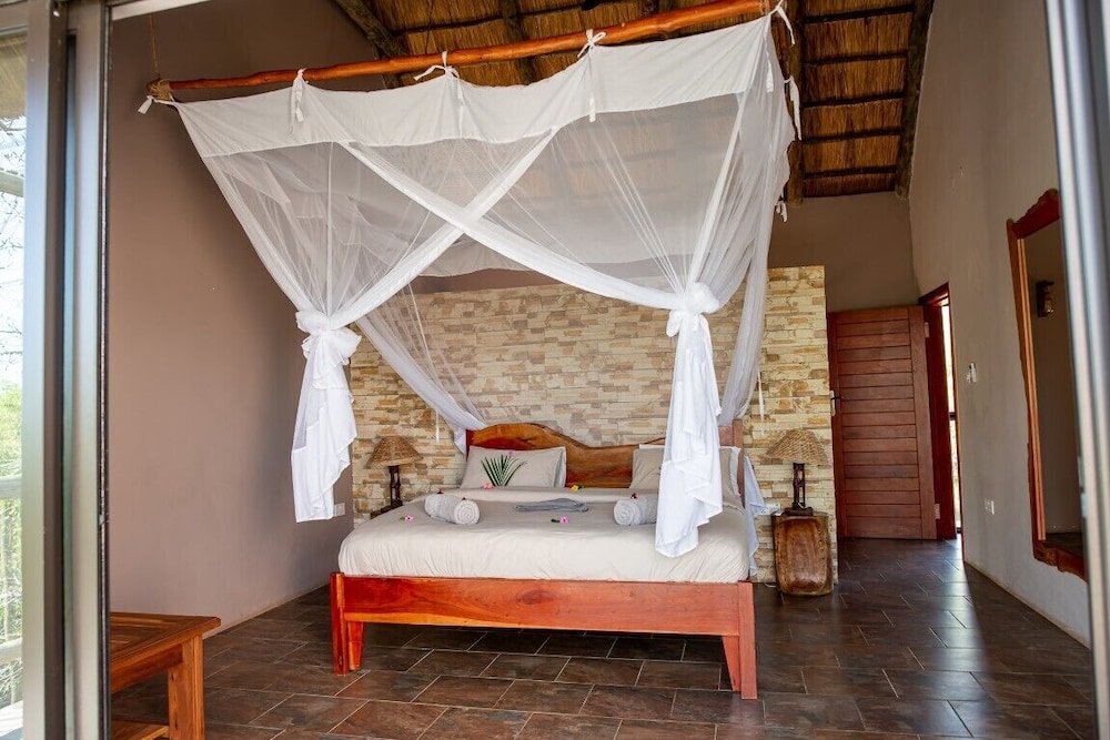 Nsofu Safari Lodge