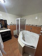 Camino de la Plata Hotel