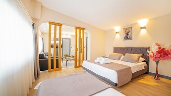 Blue Marina Hotel