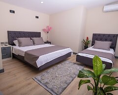 Blue Marina Hotel