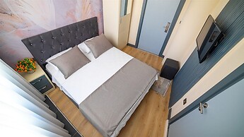 Blue Marina Hotel