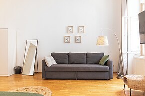 Modern 2BR Long Stay Near Rennweg