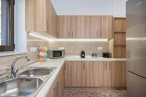 Crescendo City House