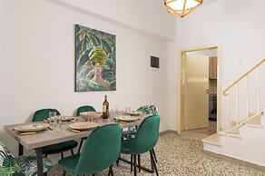 Crescendo City House