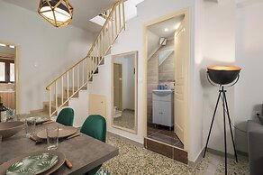 Crescendo City House