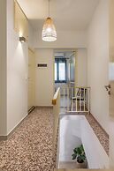 Crescendo City House