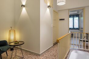 Crescendo City House