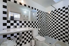 Fine Arts ATELIERS by Olala Homes