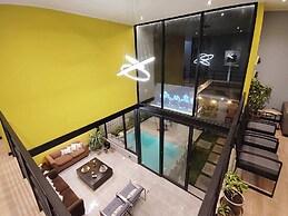 w Quiet 4BR Villa With Pool Terrace