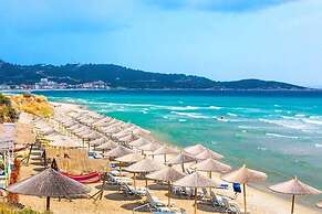 House Blerina - Beachfront Double Sarti Getaway