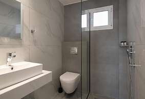 Blue Horizon Sarti - Charming Quad Seaview Getaway
