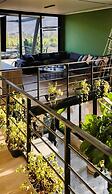 w Private 4BR Getaway With Pool Cinema