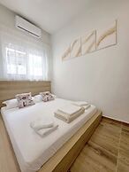 Ares Summer Apartments