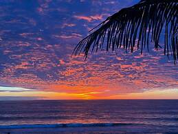 The Cerritos Beach Inn