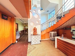 Hotel D K Puri New Marine Drive Rd