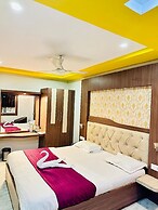 Hotel D K Puri New Marine Drive Rd