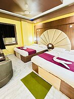 Hotel D K Puri New Marine Drive Rd