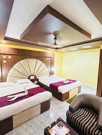 Hotel D K Puri New Marine Drive Rd