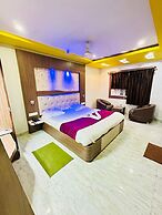 Hotel D K Puri New Marine Drive Rd