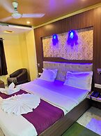 Hotel D K Puri New Marine Drive Rd