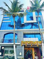 Hotel D K Puri New Marine Drive Rd