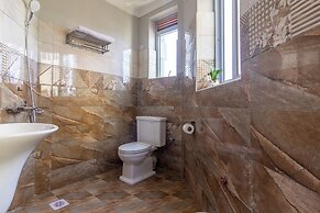 VALLEY BLOOM HOTEL KYANJA