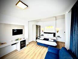 Azure Palm Resort