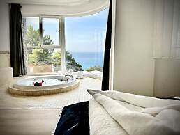 Azure Palm Resort