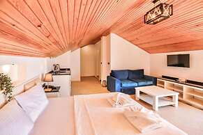 Azure Palm Resort