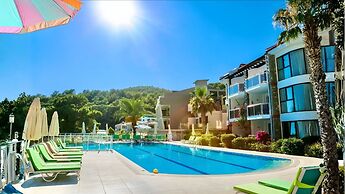 Azure Palm Resort