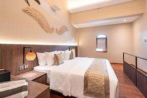 Baliris Home Boutique