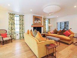 Schiehallion House