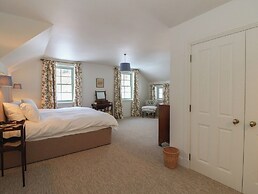 Schiehallion House