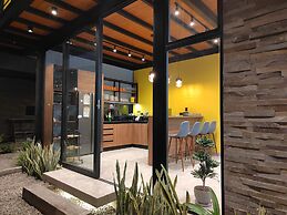 Casa El Mango by Wynwood House