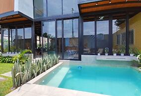 Casa El Mango by Wynwood House