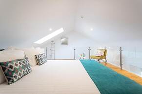 Duques Villa Luxury Guesthouse