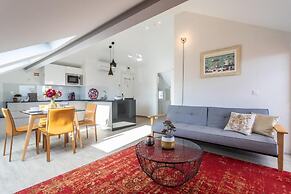 Duques Villa Luxury Guesthouse