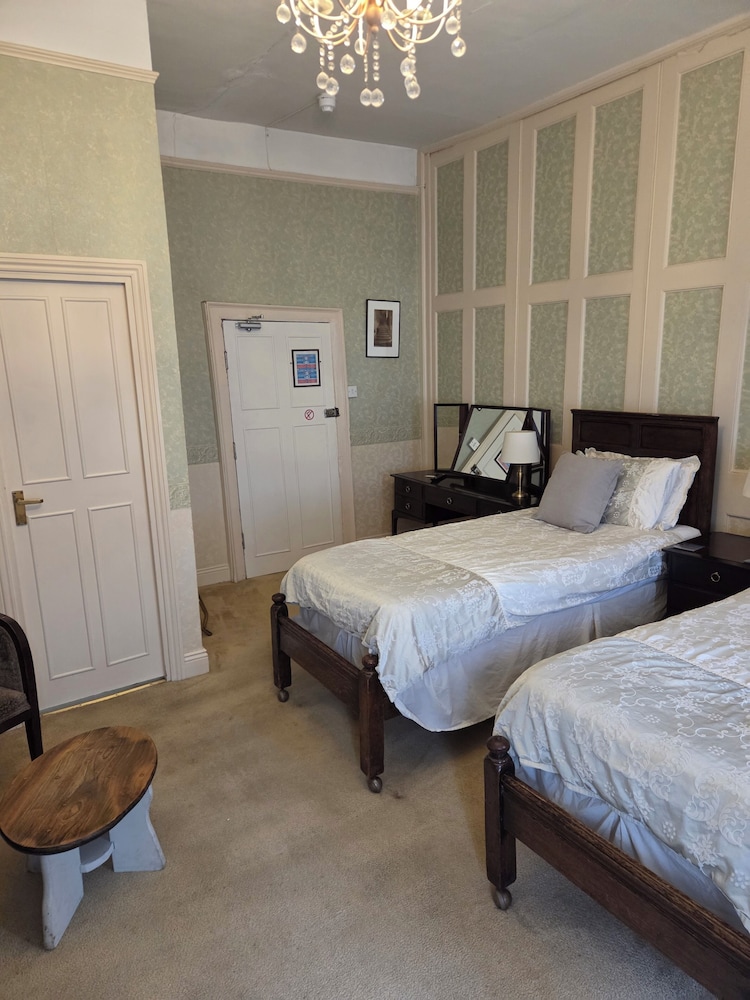 Langport Arms Hotel