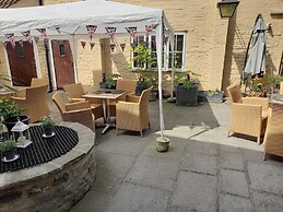 Langport Arms Hotel