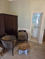 Langport Arms Hotel