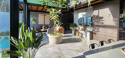 Casa La Parra by Wynwood House