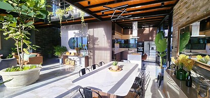 Casa La Parra by Wynwood House