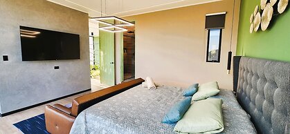 Casa La Parra by Wynwood House
