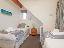 Fistral Palms 2