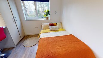 Student Only The Pad