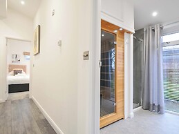 20 Meadow Retreat