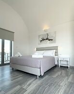DL Santorini