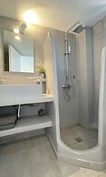 DL Santorini