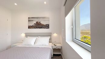 DL Santorini