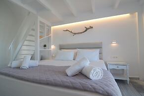 DL Santorini